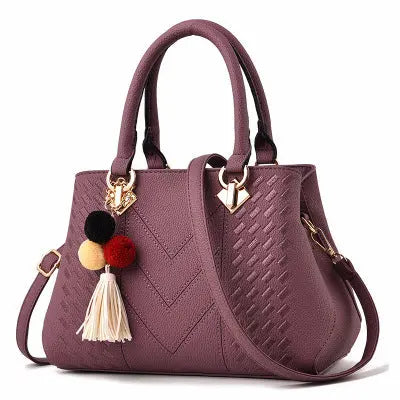 Luxury Women's Crossbody Handbag – Elegant Designed Shoulder Bag 1