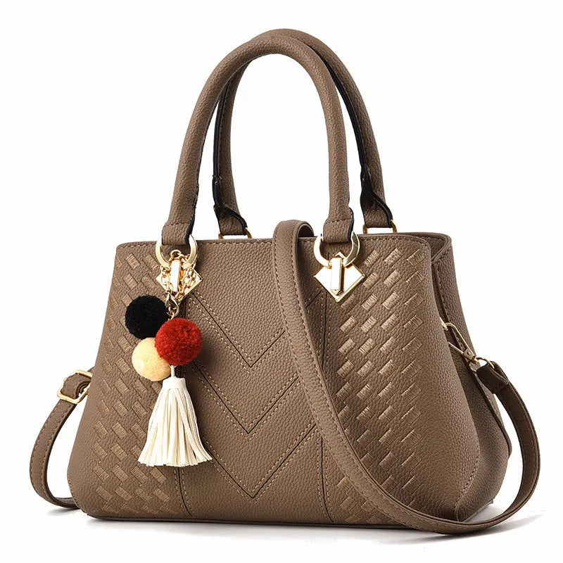 Luxury Women's Crossbody Handbag – Elegant Designed Shoulder Bag 1
