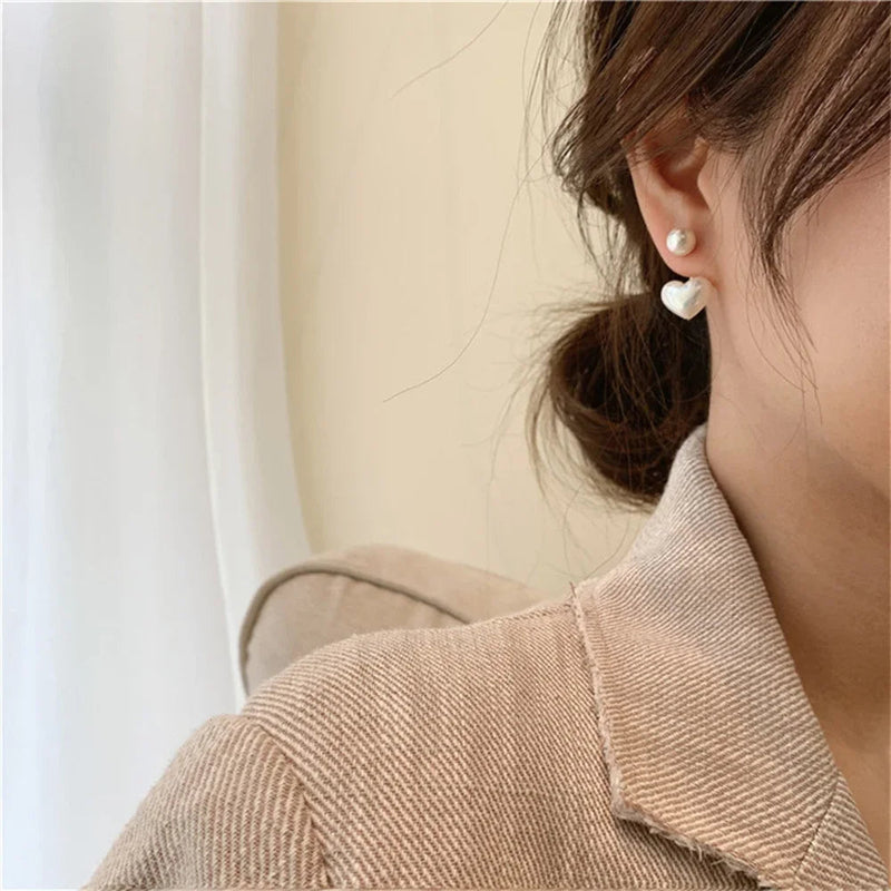 Trendy Vintage Heart Pearl Earring Women Classic White Stud Earrings Female Fashion Earrings Female Jewelry 2024 Gift Wholesale Buyfinity